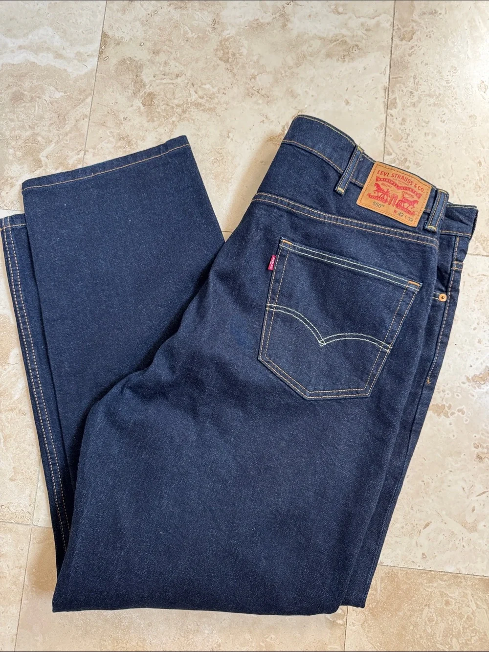 Levi’s 550™ 42x32 Relaxed Fit Jeans W42 L32 Dark Wash